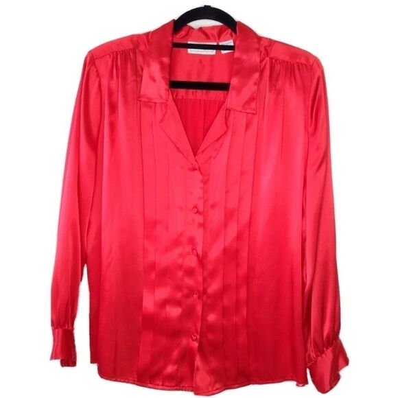 LAURA JEAN PLEATED BLOUSE - RED - Picture 4 of 4